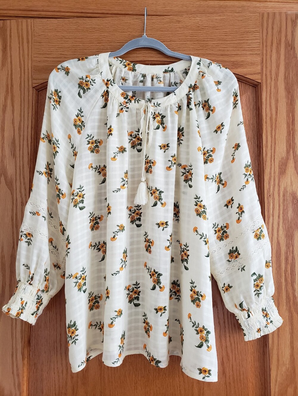Women’s Cream Floral Peasant Blouse with Tassel Tie Sz.XL NWOT